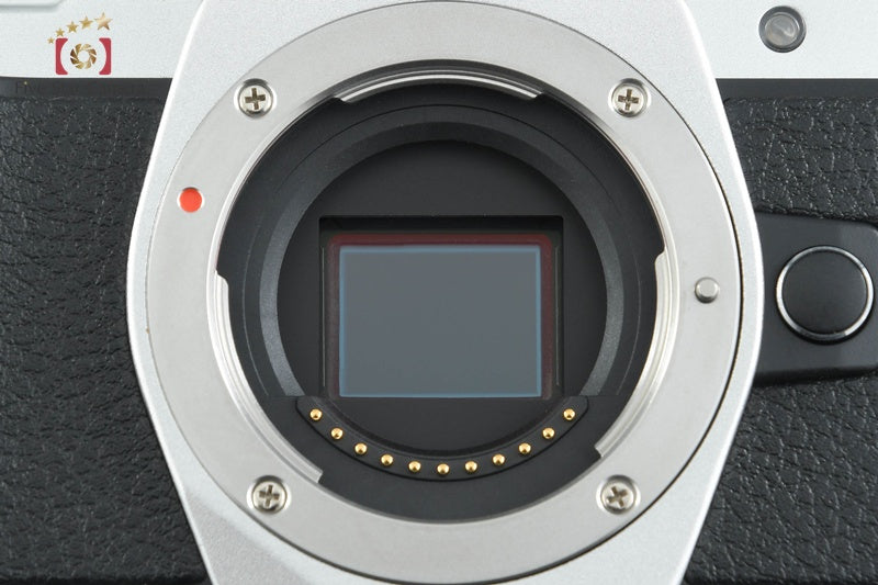 中古】OLYMPUS オリンパス OM-D E-M10 Mark II 14-42mm EZ レンズ