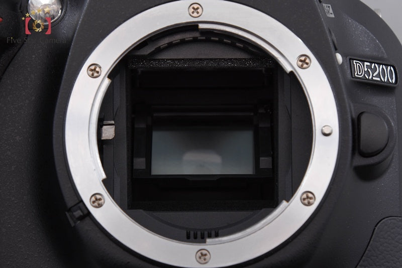 中古】Nikon ニコン D5200 18-55 VR レンズキット ブラック – Five