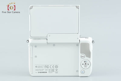 【中古】Canon キヤノン EOS M10 ダブルズームレンズキット ホワイト 元箱付き