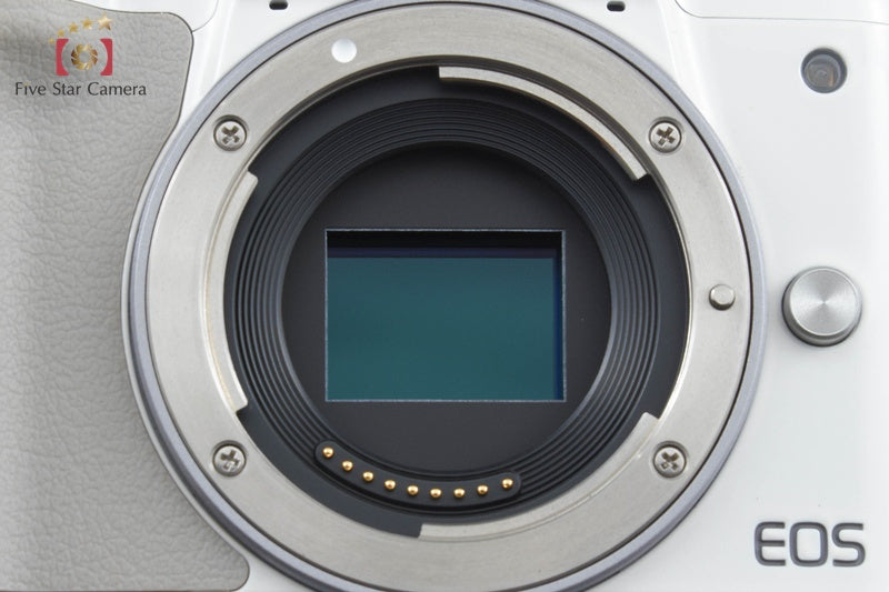 中古】Canon キヤノン EOS Kiss M EF-M 15-45 IS STM レンズキット
