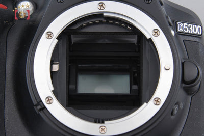 Used: Nikon D5300 AF-P Double Zoom Kit Black with Original Box