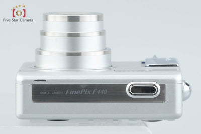 【Used】FUJIFILM FinePix F440 Silver Compact Digital Camera