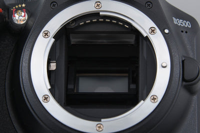 【中古】Nikon ニコン D3500 ダブルズームキット シャッター回数僅少 元箱付き