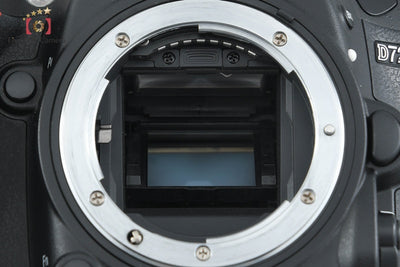 【中古】Nikon ニコン D7200 デジタル一眼レフカメラ 元箱付き