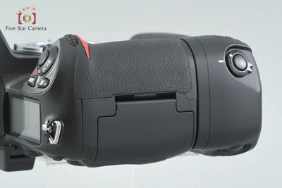 [Used] Nikon D200 + MB-D200 Multi-Power Battery Pack