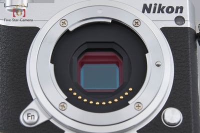 [Used] Nikon 1 J5 Silver Standard Power Zoom Lens Kit, Low Shutter Count