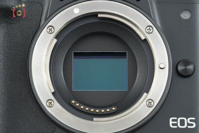 Used: Canon EOS Kiss M EF-M 15-45 IS STM Lens Kit Black, Low Shutter Count