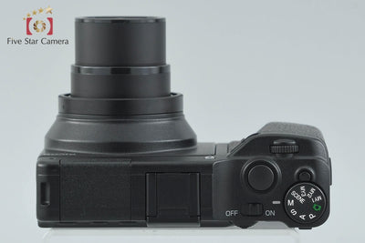 Used: RICOH GXR + P10 28-300mm f/3.5-5.6 VC, low shutter count