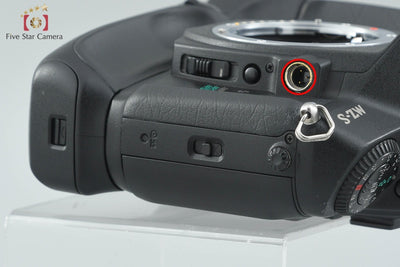 Used: PENTAX MZ-S Black + BG-10 Battery Grip