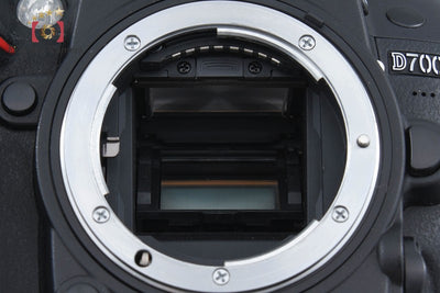 【中古】Nikon ニコン D7000 + AF-S DX NIKKOR 18-200mm f/3.5-5.6 G ED VR