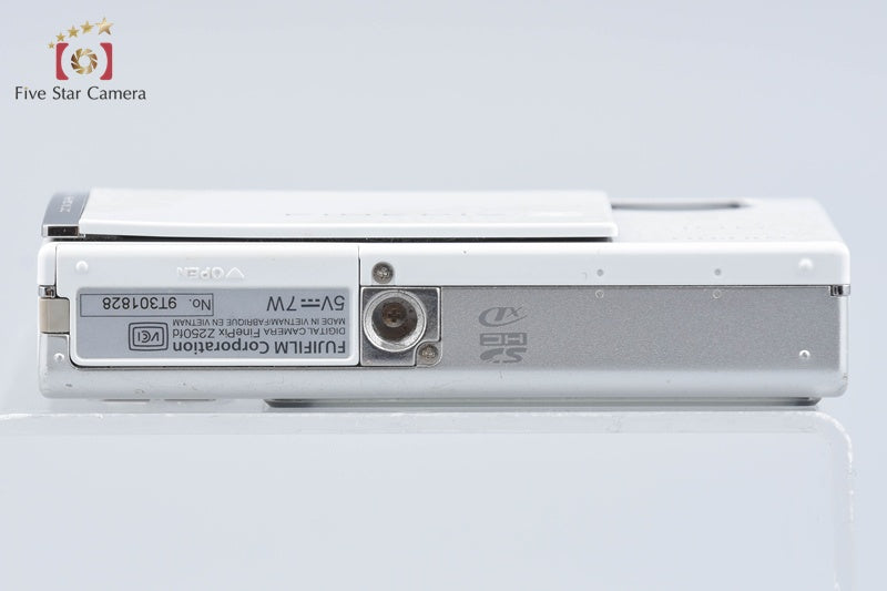 中古】FUJIFILM 富士フイルム FinePix Z250fd デコレーションホワイト