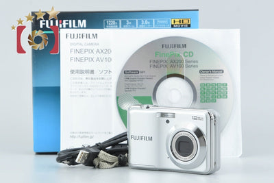 【中古】FUJIFILM 富士フイルム FinePix AV130 シルバー コンパクトデジタルカメラ 元箱付き