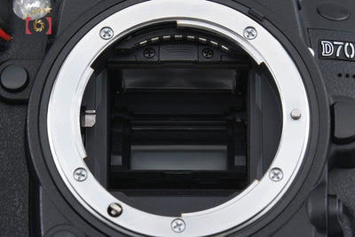 【中古】Nikon ニコン D7000 デジタル一眼レフカメラ