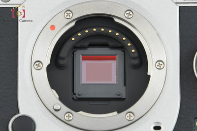 【中古】PENTAX ペンタックス Q7 ズームレンズキット シルバー シャッター回数僅少