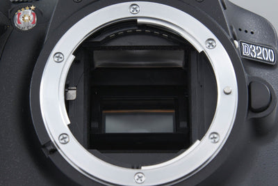 【中古】Nikon ニコン D3200 18-55 VR レンズキット ブラック シャッター回数僅少