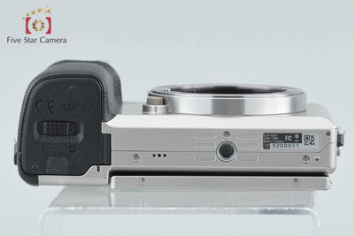 【中古】SONY ソニー α6000 ILCE-6000 シルバー ミラーレス一眼カメラ 多言語対応