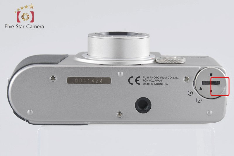 中古】FUJIFILM 富士フイルム KLASSE シルバー コンパクトフィルム