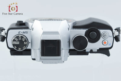 【中古】OLYMPUS オリンパス OM-D E-M5 シルバー ミラーレス一眼カメラ