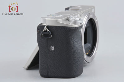【中古】SONY ソニー α6000 ILCE-6000 シルバー ミラーレス一眼カメラ 多言語対応