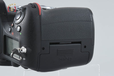 Used: Nikon D7100 Digital SLR Camera