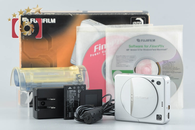 [Used] FUJIFILM FinePix 50i Silver Compact Digital Camera with Original Box