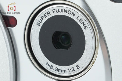 【中古】FUJIFILM 富士フイルム FINEPIX 50i シルバー コンパクトデジタルカメラ 元箱付き