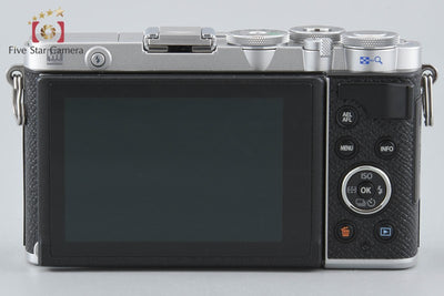 【中古】OLYMPUS オリンパス PEN E-P7 EZ ダブルズームキット シルバー シャッター回数僅少 元箱付き