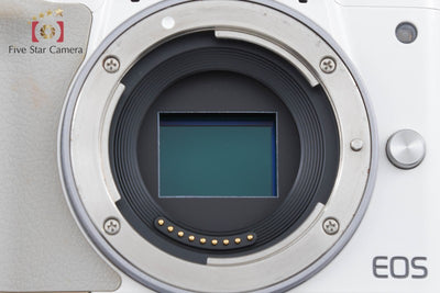 【中古】Canon キヤノン EOS Kiss M EF-M 15-45 IS STM レンズキット ホワイト