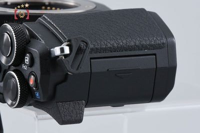 【中古】OLYMPUS オリンパス OM-D E-M5 Mark II ブラック ミラーレス一眼カメラ シャッター回数僅少