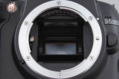[Used] Nikon D5000 18-55 VR Lens Kit