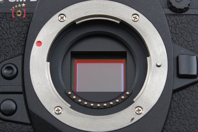 【中古】OLYMPUS オリンパス OM-D E-M1 ブラック ミラーレス一眼カメラ シャッター回数僅少 - 7枚目