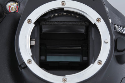 【中古】Nikon ニコン D5200 18-55 VR レンズキット ブラック シャッター回数僅少