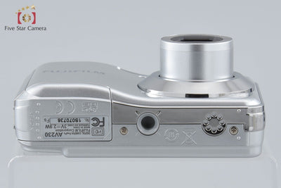 【中古】FUJIFILM 富士フイルム FinePix AV230 シルバー コンパクトデジタルカメラ 元箱付き