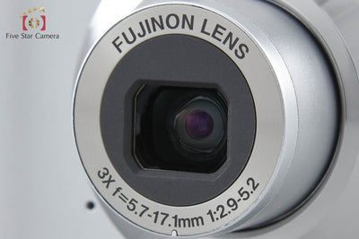 【中古】FUJIFILM 富士フイルム FinePix AV230 シルバー コンパクトデジタルカメラ 元箱付き