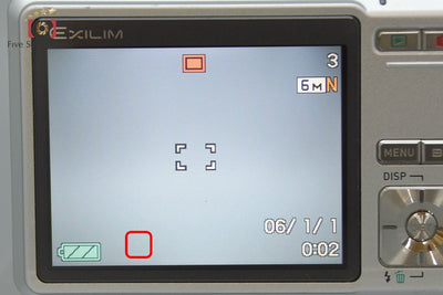 【中古】CASIO カシオ EXILIM ZOOM EX-Z600 シルバー コンパクトデジタルカメラ