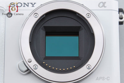 【中古】SONY ソニー α6000 ILCE-6000 ダブルズームレンズキット ホワイト シャッター回数僅少 元箱付き 多言語対応