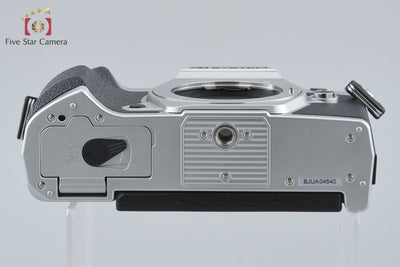 【中古】OM SYSTEM (OLYMPUS) オーエム システム OM-5 Mark II シルバー ミラーレス一眼カメラ シャッター回数僅少