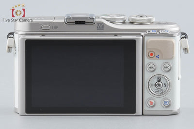 【中古】OLYMPUS オリンパス PEN E-PL9 ホワイト EZ ダブルズームキット シャッター回数僅少 元箱付き