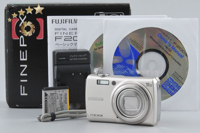 [Used] FUJIFILM FinePix F200EXR Silver Compact Digital Camera with Original Box
