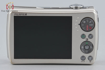 【中古】FUJIFILM 富士フイルム FINEPIX F200EXR シルバー コンパクトデジタルカメラ 元箱付き