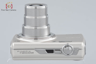 【中古】FUJIFILM 富士フイルム FINEPIX F200EXR シルバー コンパクトデジタルカメラ 元箱付き