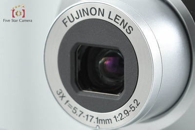 【中古】FUJIFILM 富士フイルム FinePix AV230 シルバー コンパクトデジタルカメラ