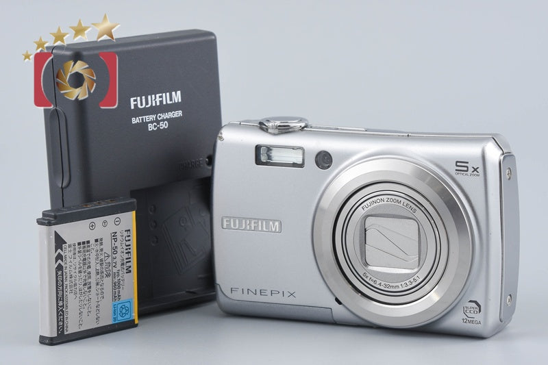 【中古】FUJIFILM 富士フイルム FINEPIX F100fd シルバー コンパクトデジタルカメラ