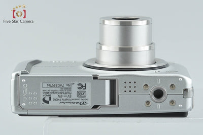 【中古】FUJIFILM 富士フイルム FINEPIX F40fd シルバー コンパクトデジタルカメラ