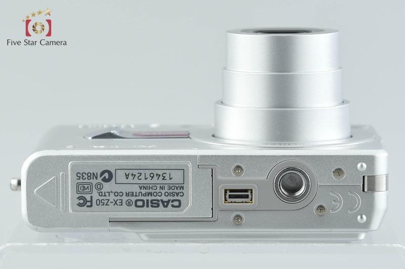 中古】Casio カシオ EXILIM ZOOM EX-Z50 シルバー コンパクトデジタル