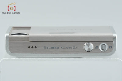 【中古】FUJIFILM 富士フイルム FinePix Z2 シルバー コンパクトデジタルカメラ
