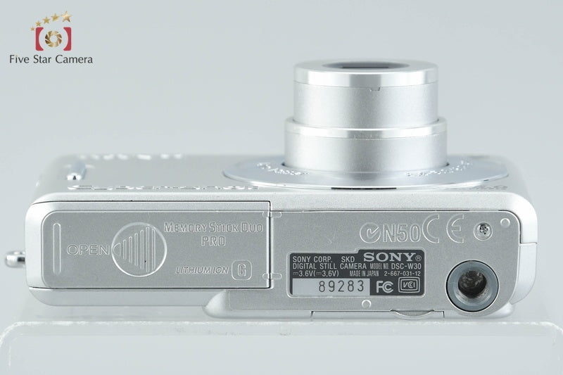 中古】SONY ソニー Cyber-Shot DSC-W30 シルバー コンパクトデジタル