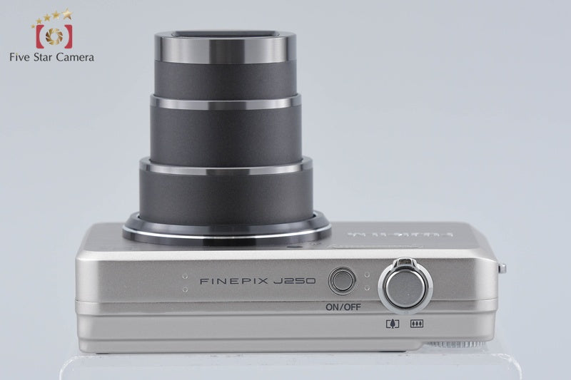 中古】FUJIFILM 富士フイルム FINEPIX J250 シルバー コンパクト