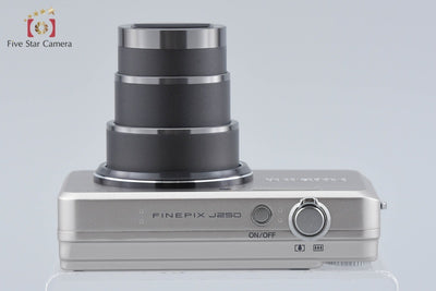 【中古】FUJIFILM 富士フイルム FINEPIX J250 シルバー コンパクトデジタルカメラ