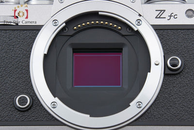 【中古】Nikon ニコン Z fc 28mm f/2.8 スペシャルエディションキット シルバー シャッター回数僅少 元箱付き